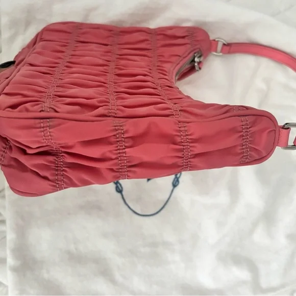 Prada Hobo Tessuto Gaufre with Saffiano - Picture 5 of 10